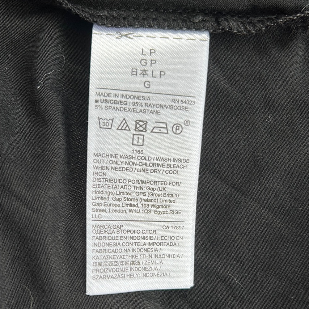 GAP Black Sleeveless V-Neck Maxi dress - Picture 7 of 7